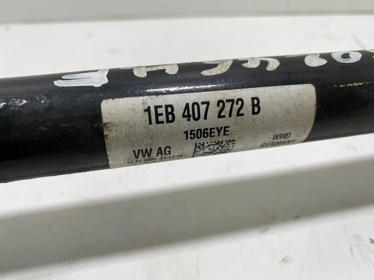 Volkswagen ID.5 2022- Front right driveshaft view 3