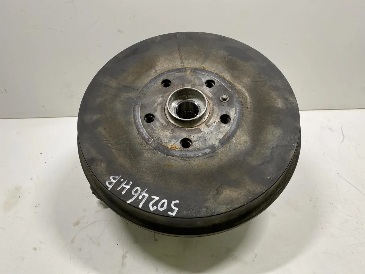 Volkswagen ID.5 2022- Stub axle carrier, right rear