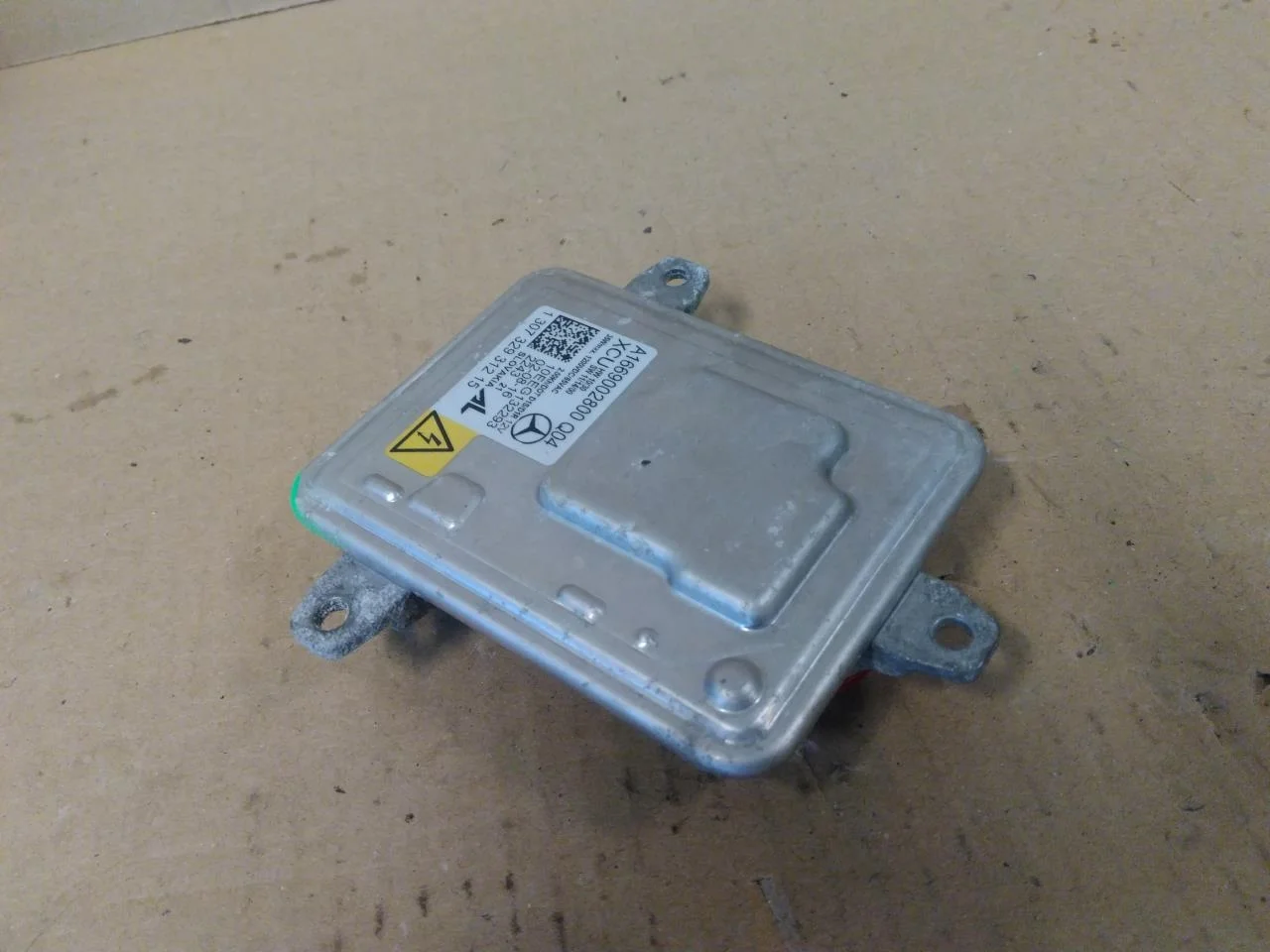 Mercedes B 180-200 W246/W242 2012-19 Vezérlőegység, xenon nézet 2