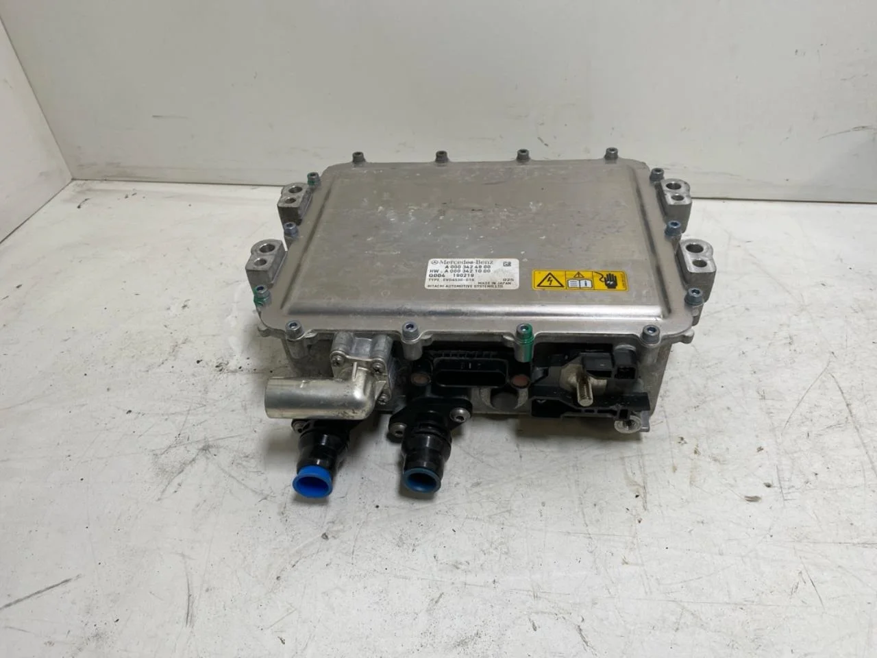 Mercedes EQC 2020- Convertor de tensiune, baterie