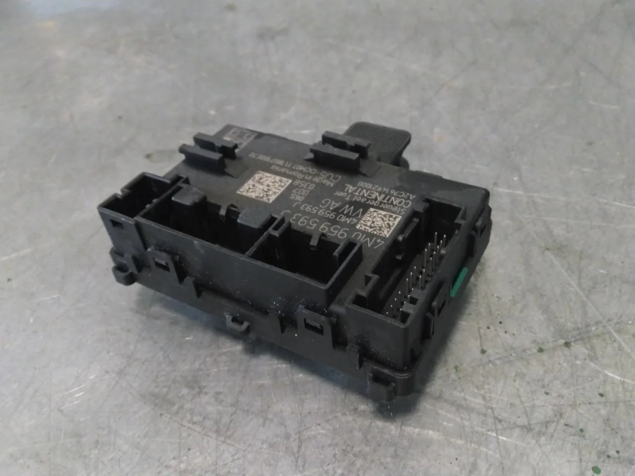 Audi E-TRON, S GE 2019- Door control unit