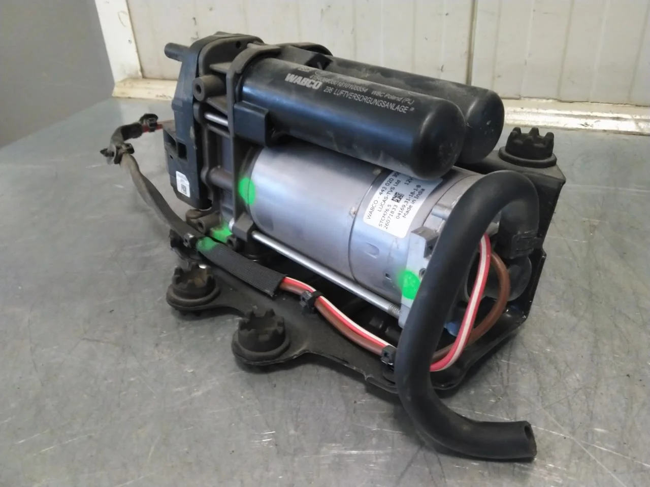 Audi E-TRON, S GE 2019- Suspension compressor