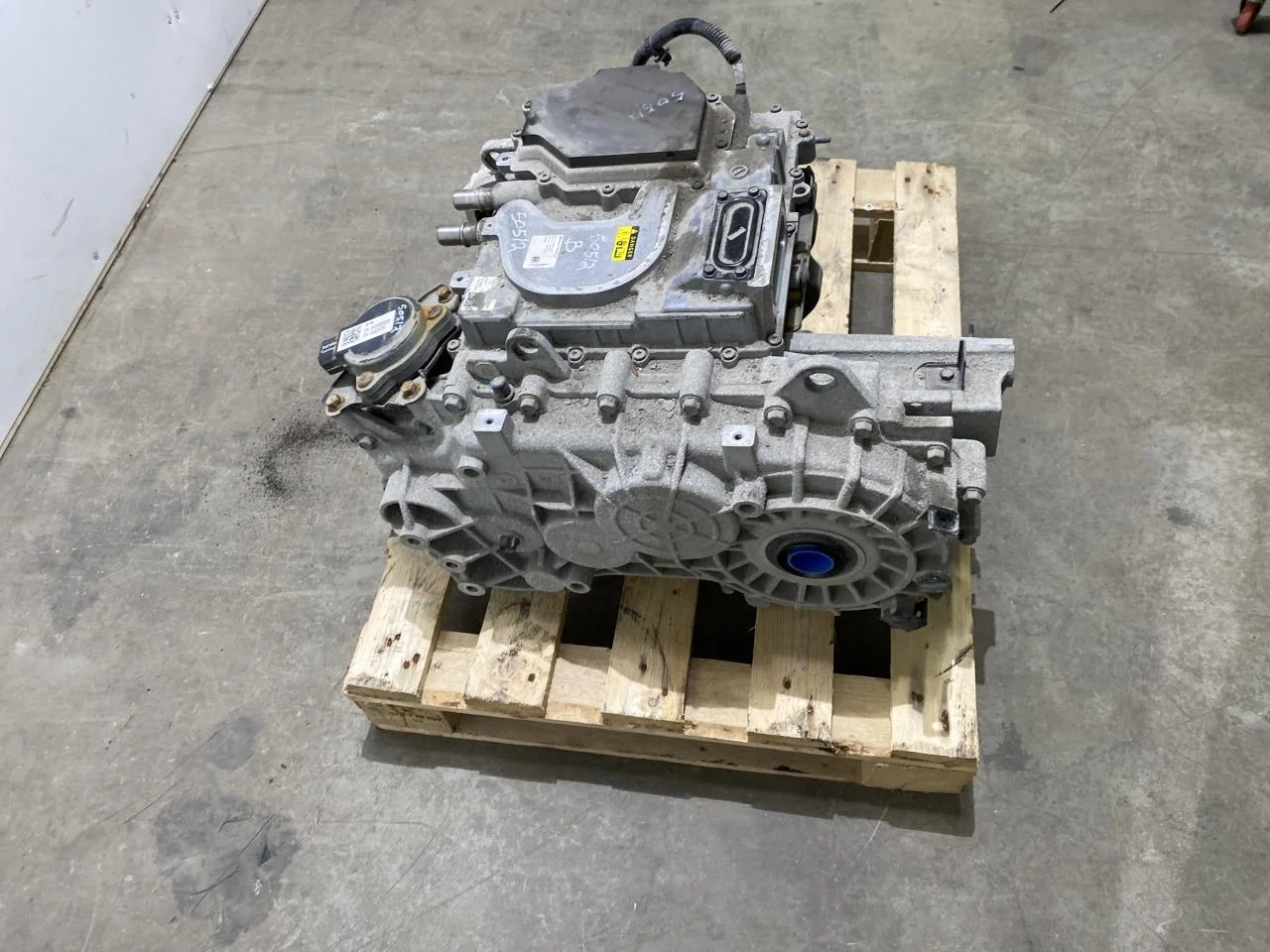 Hyundai IONIQ 5 NE 2022- Rear electric motor view 2