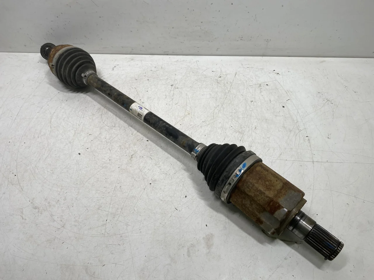 Hyundai IONIQ 5 NE 2022- Front left driveshaft view 3