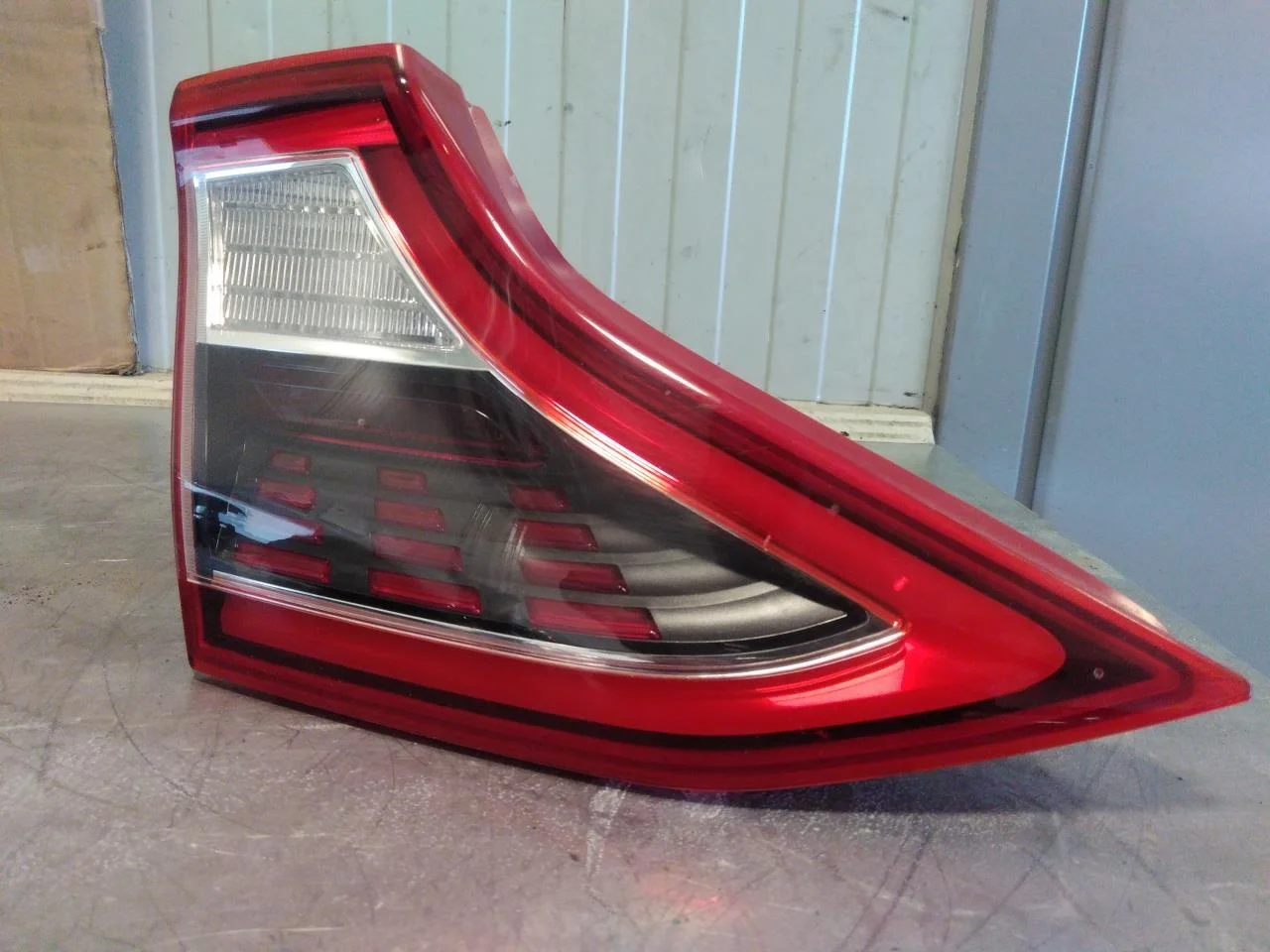 Hyundai IONIQ AE 2017-22 Rear light, left, on tailgate (inner) view 2