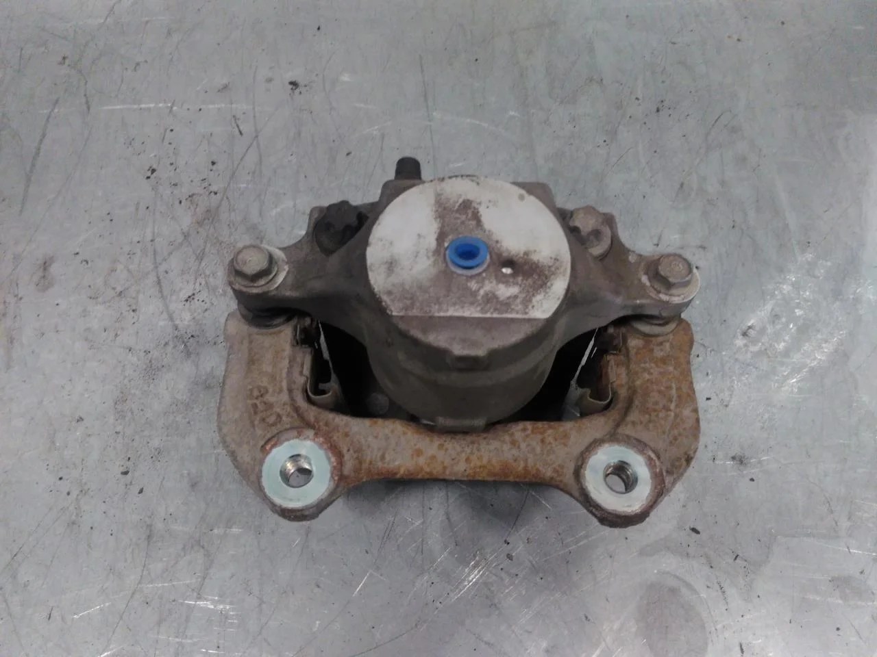 Hyundai KONA / ELECTRIC 2018-23 Front left brake caliper view 3