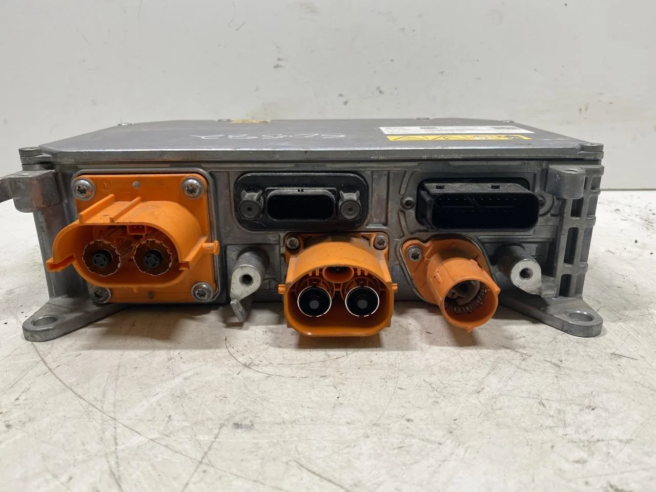 Mercedes V W447//W640/W448 2014- Voltage converter, battery