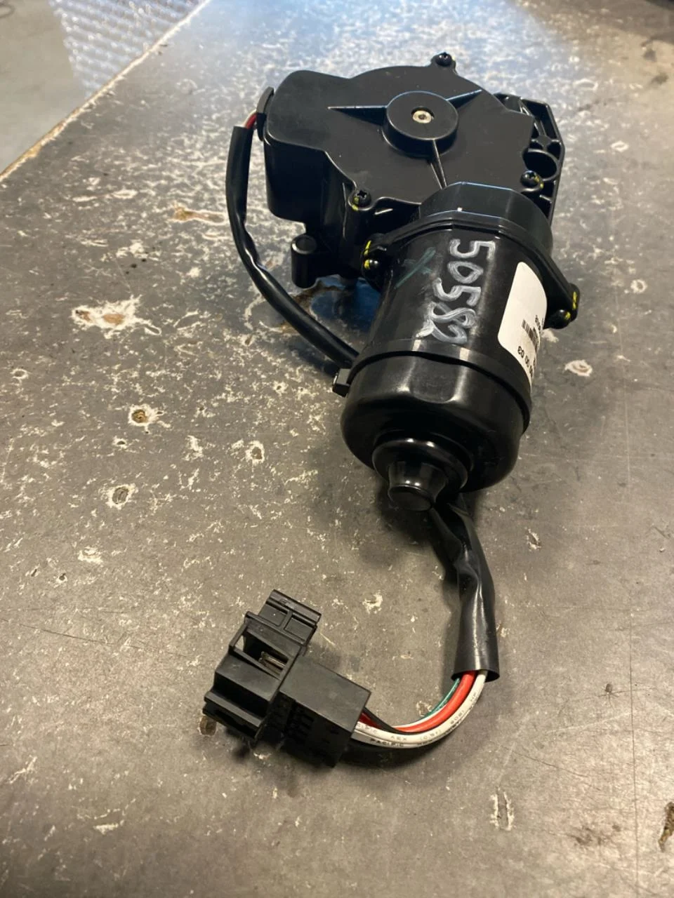 Mercedes V W447//W640/W448 2014- Tailgate opener, automatic view 2