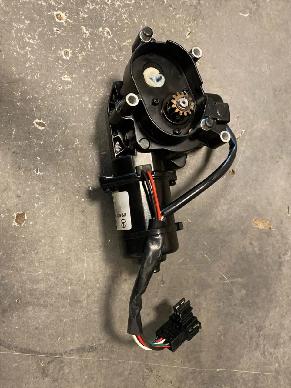 Mercedes V W447//W640/W448 2014- Tailgate opener, automatic view 3