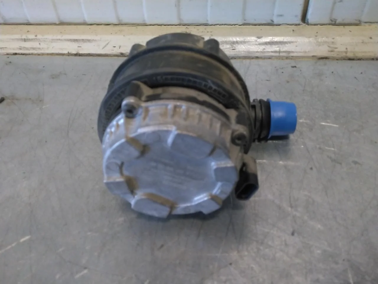 Mercedes B 180-200 W246/W242 2012-19 Pompă de circulație vedere 3
