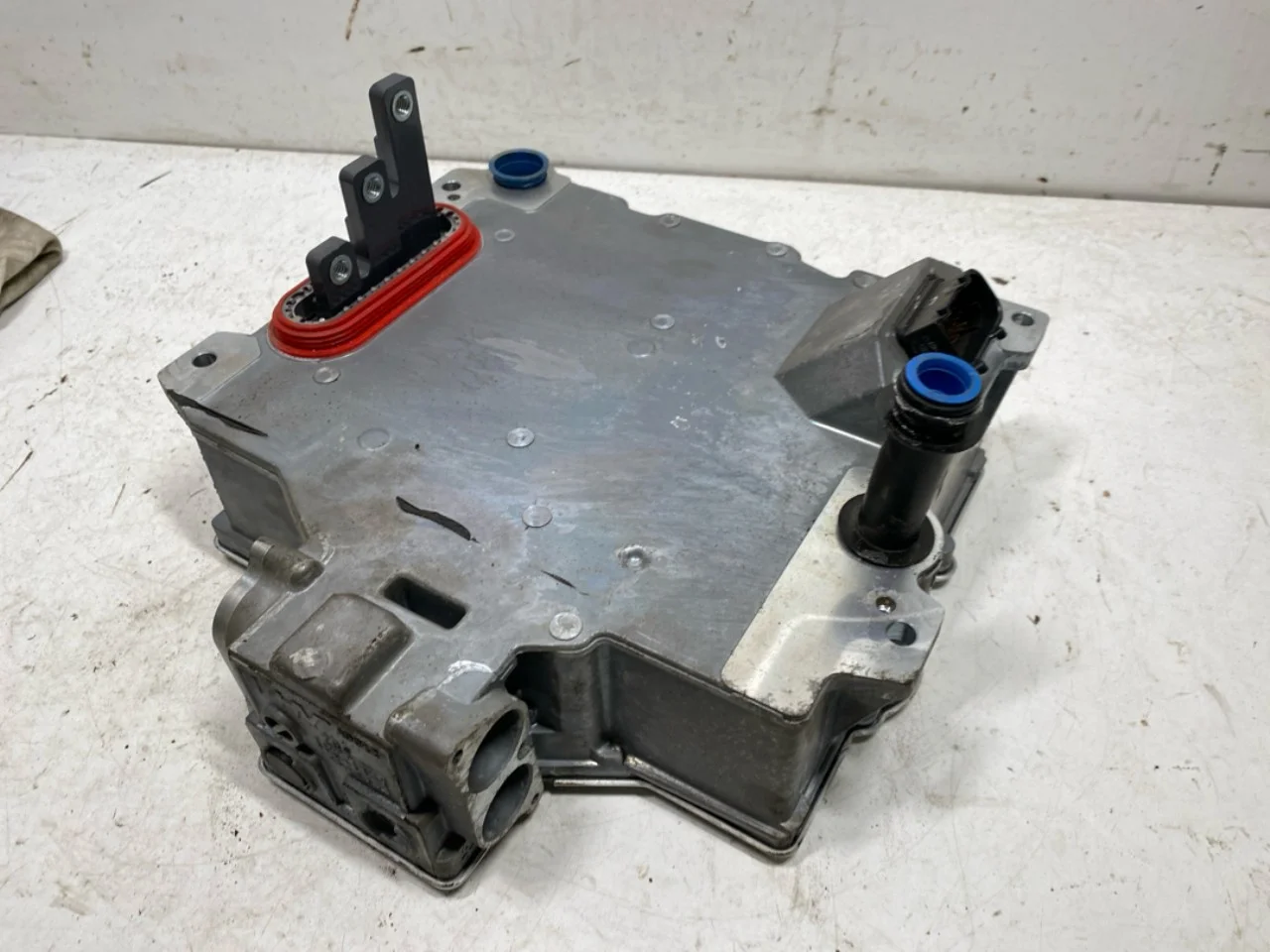 Audi E-TRON, S GE 2019- Inverter, 12-220V view 3