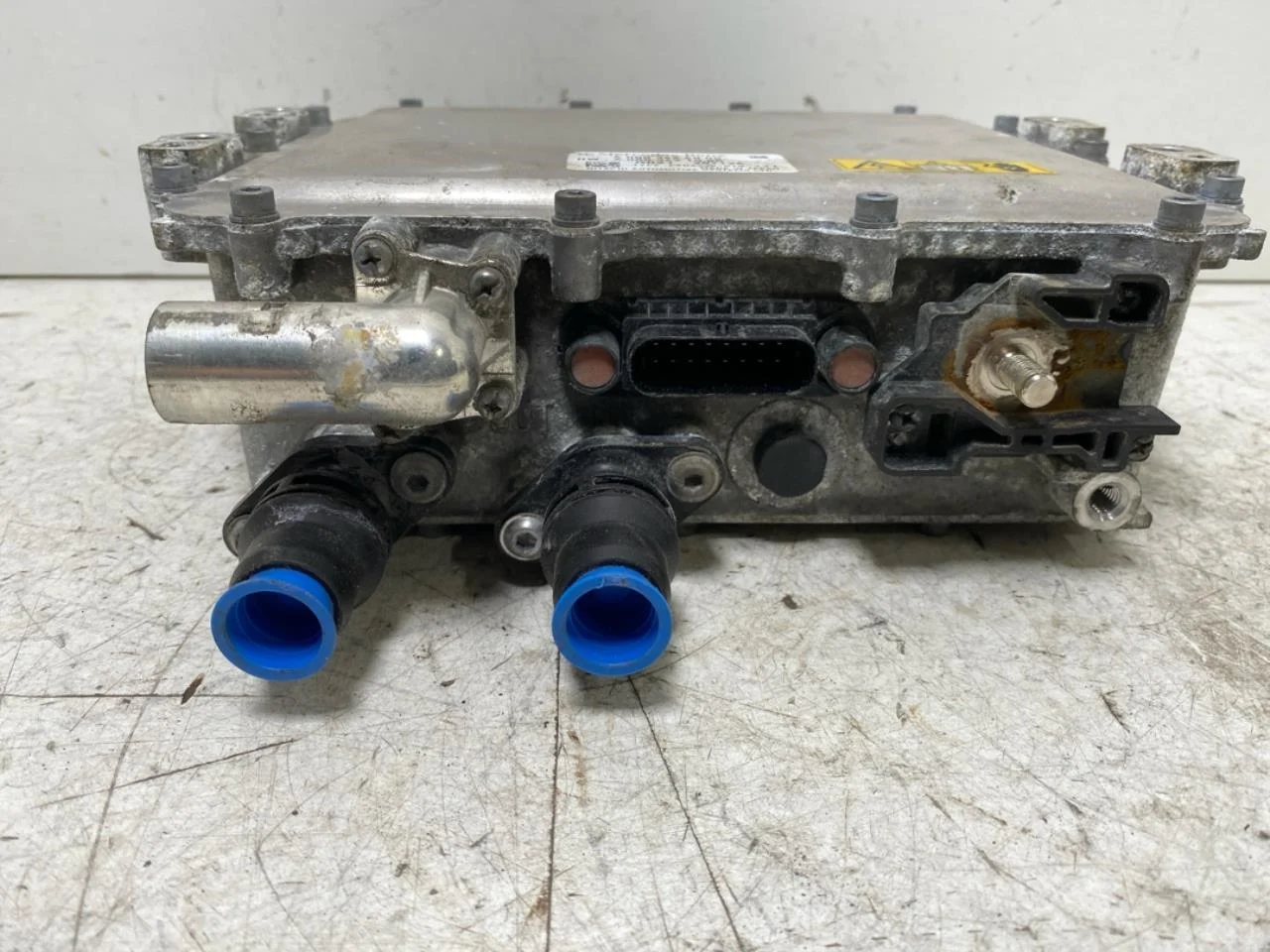 Mercedes V W447//W640/W448 2014- Convertor de tensiune, baterie vedere 3