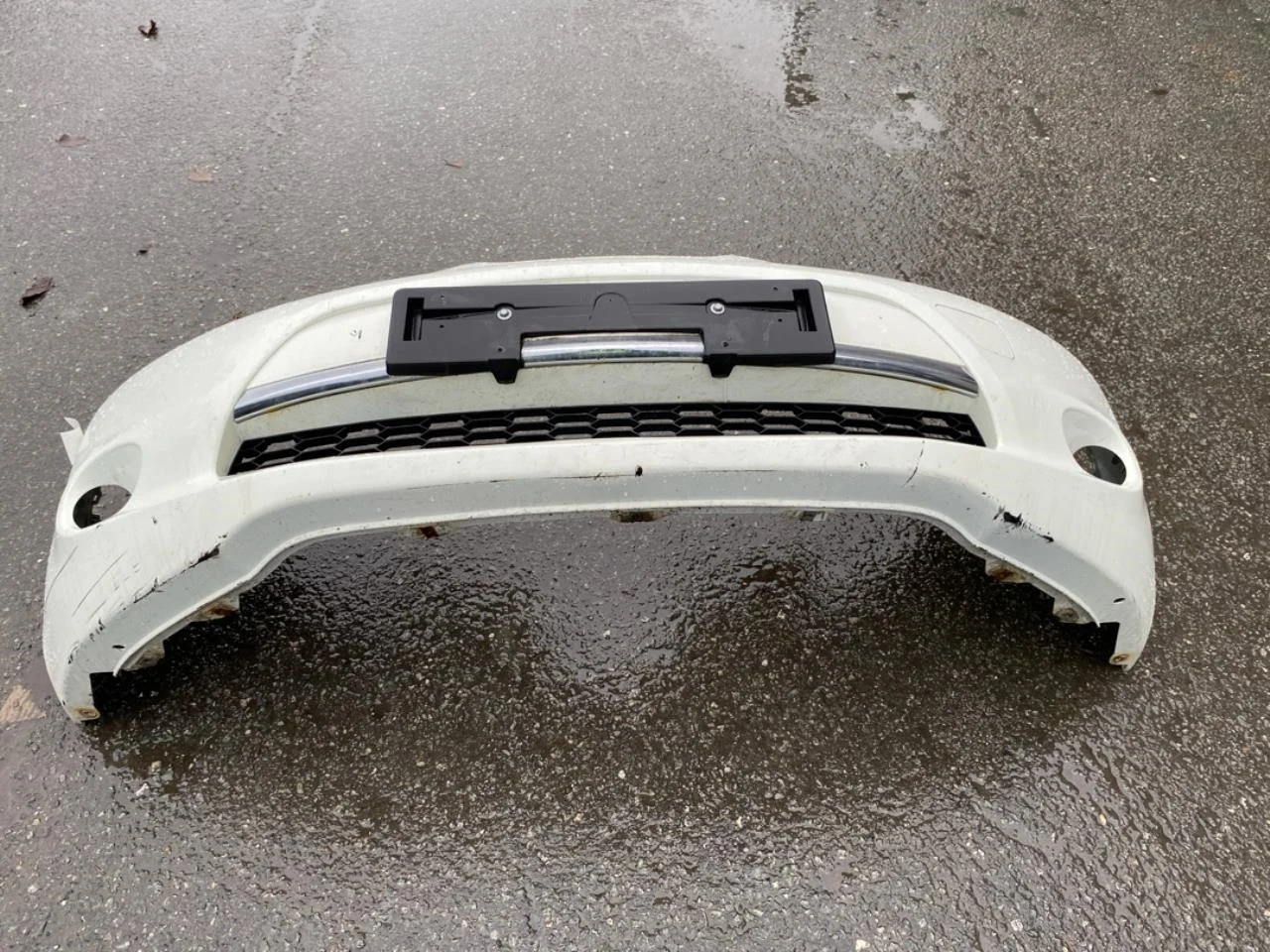 Nissan LEAF 2011-17 Lökhárító, első