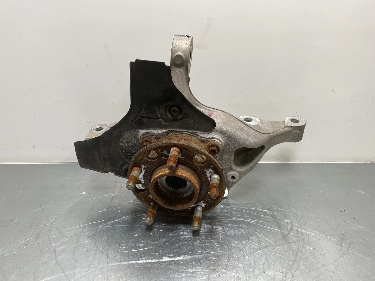 Hyundai IONIQ 5 NE 2022- Front right steering knuckle