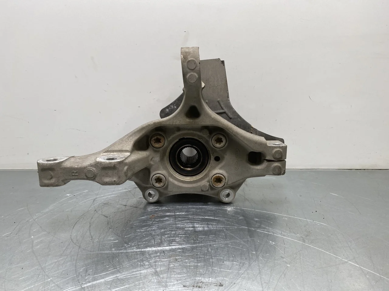 Hyundai IONIQ 5 NE 2022- Front right steering knuckle view 2
