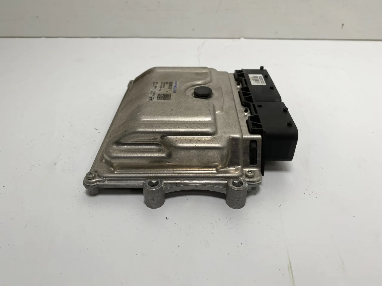 Hyundai IONIQ 5 NE 2022- Injection control unit, petrol view 4