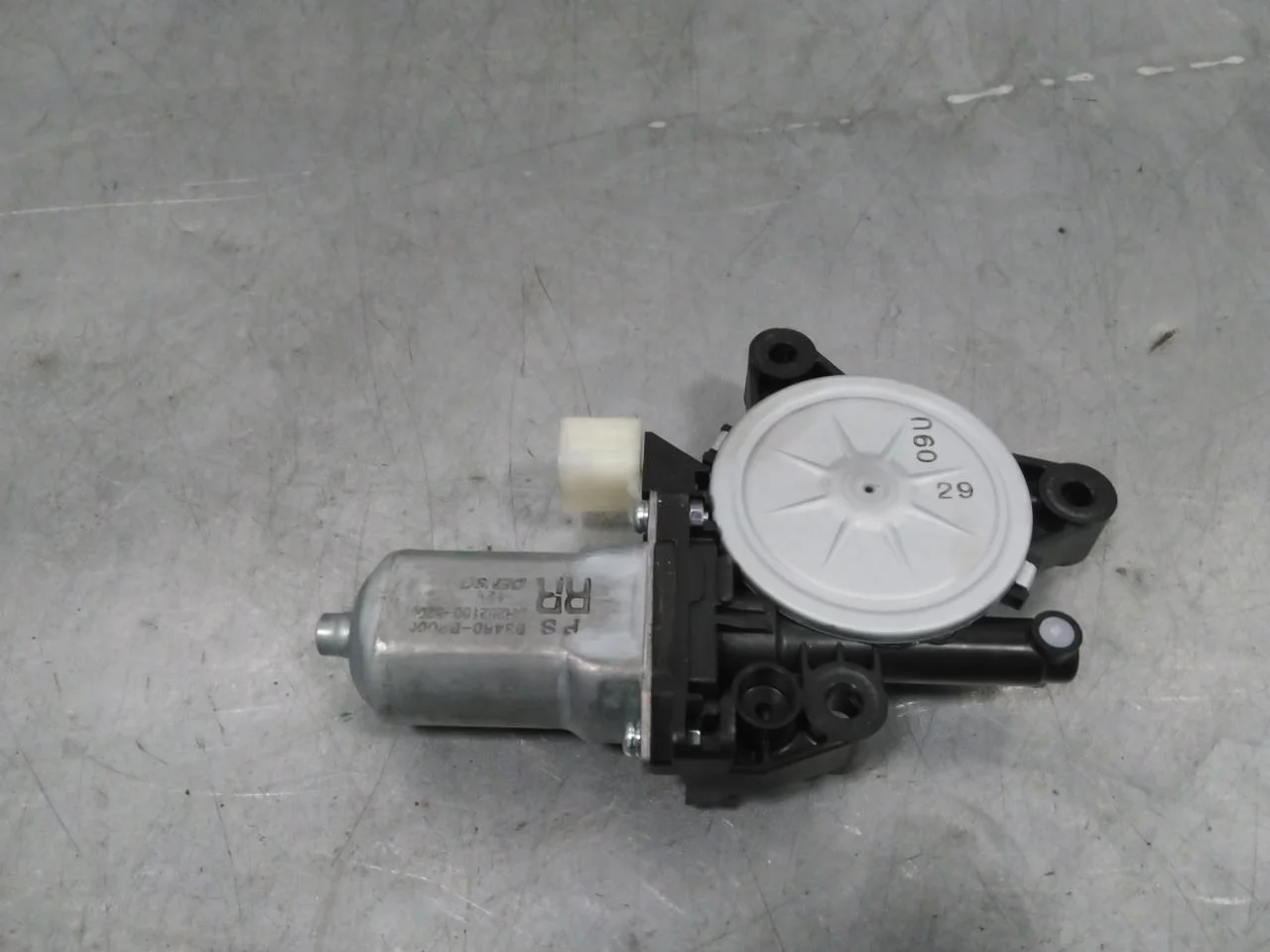 Kia SOUL 2009- Ablakemelő motor