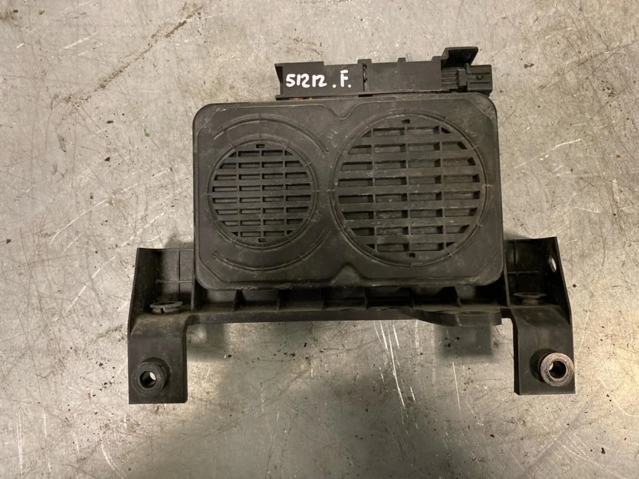 Hyundai IONIQ 5 NE 2022- Difuzor sunet motor