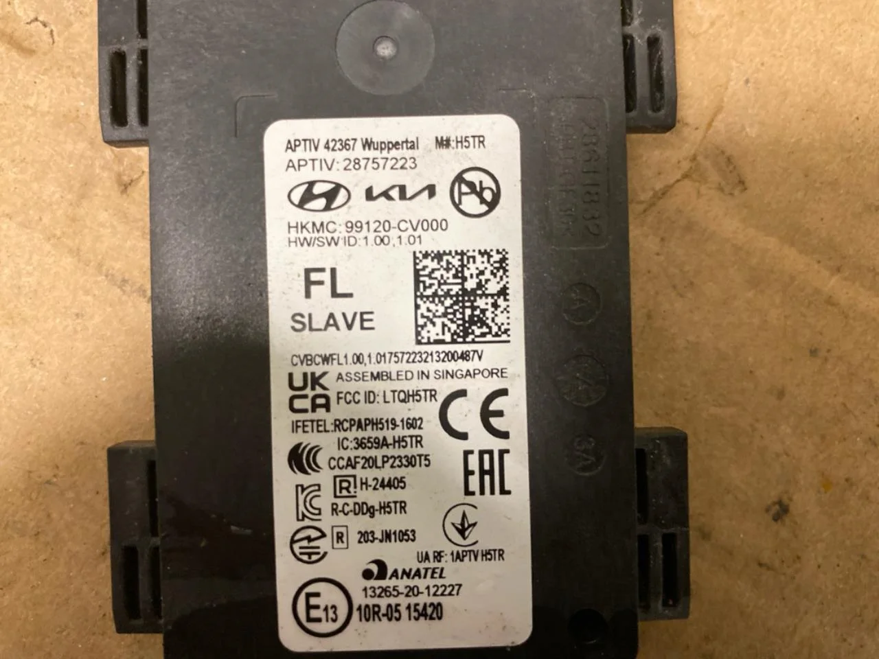 Kia EV6 2022- Senzor protecție activă la coliziune vedere 4