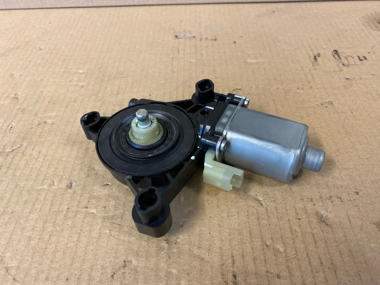 Hongqi E-HS9 2022- Ablakemelő motor