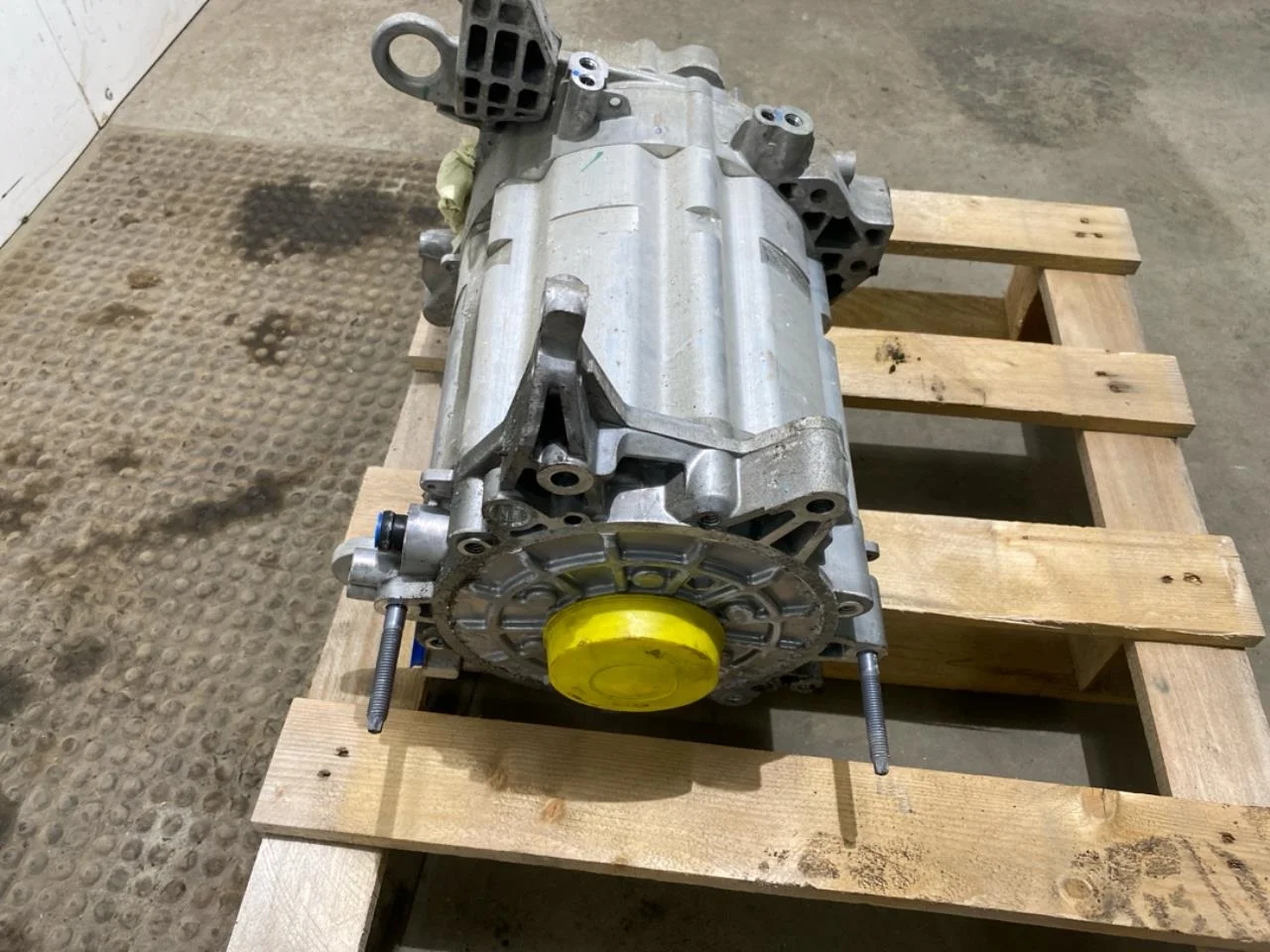 Opel / Vauxhall VIVARO 2020- Elektromos motor, első
