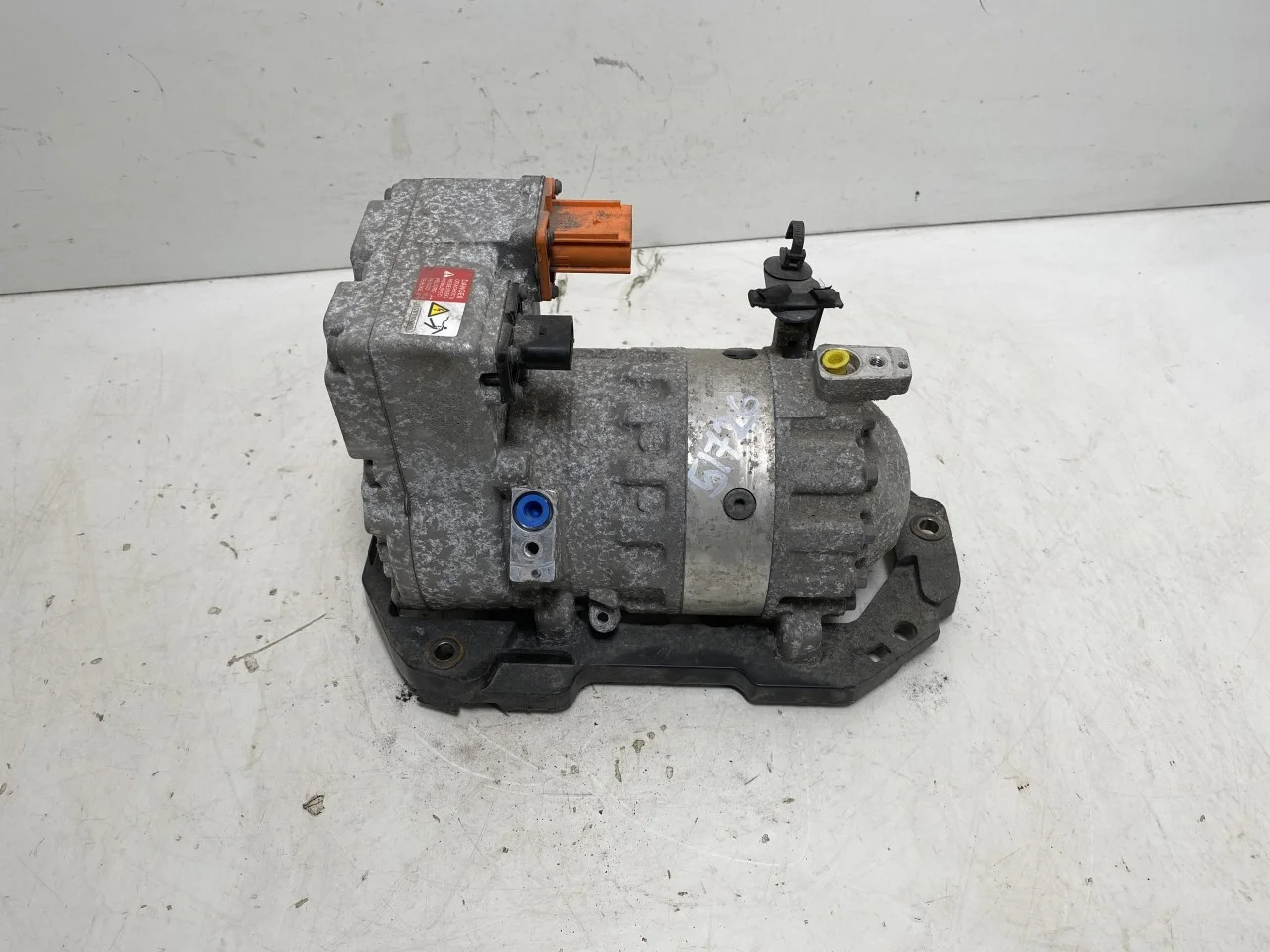 Volkswagen ID.3 2021- A/C compressor