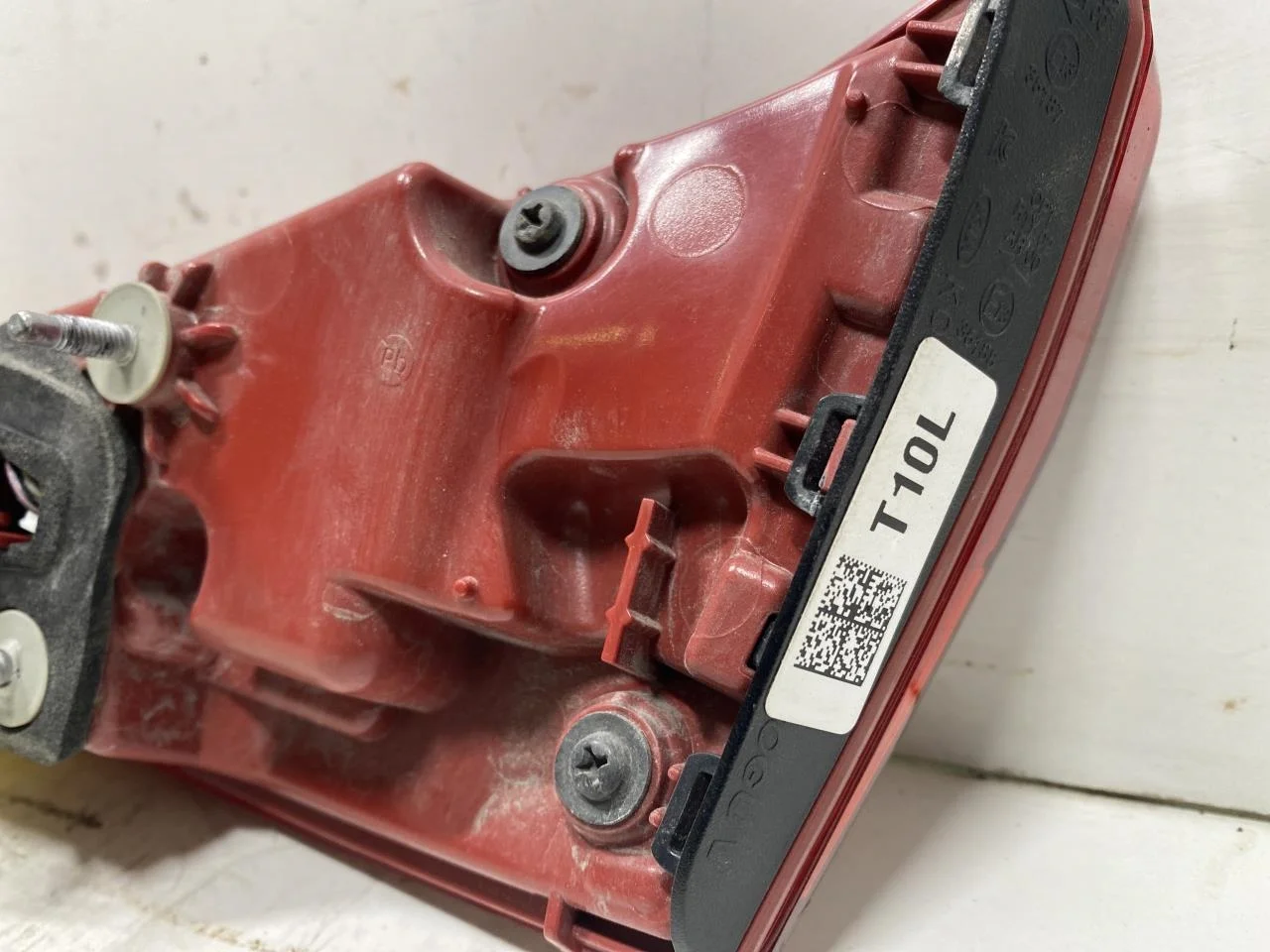 Kia SOUL 2009- Rear light, left, on tailgate (inner) view 4