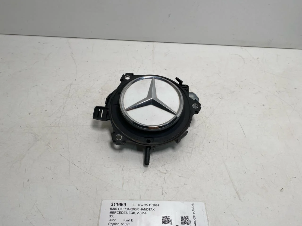 Mercedes EQB X243 2022- Tailgate exterior handle