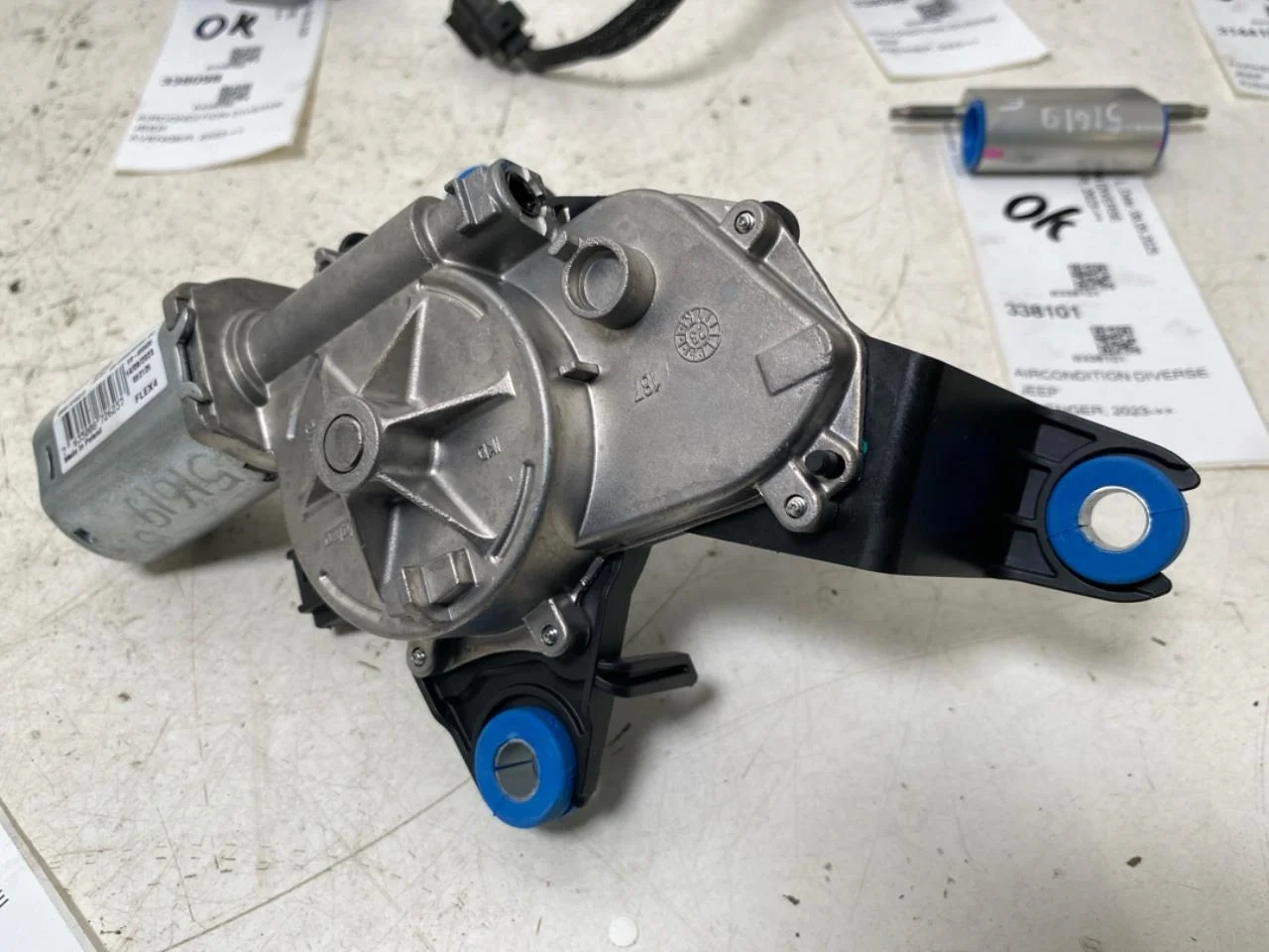 Jeep AVENGER 2023- Motor ștergător hayon