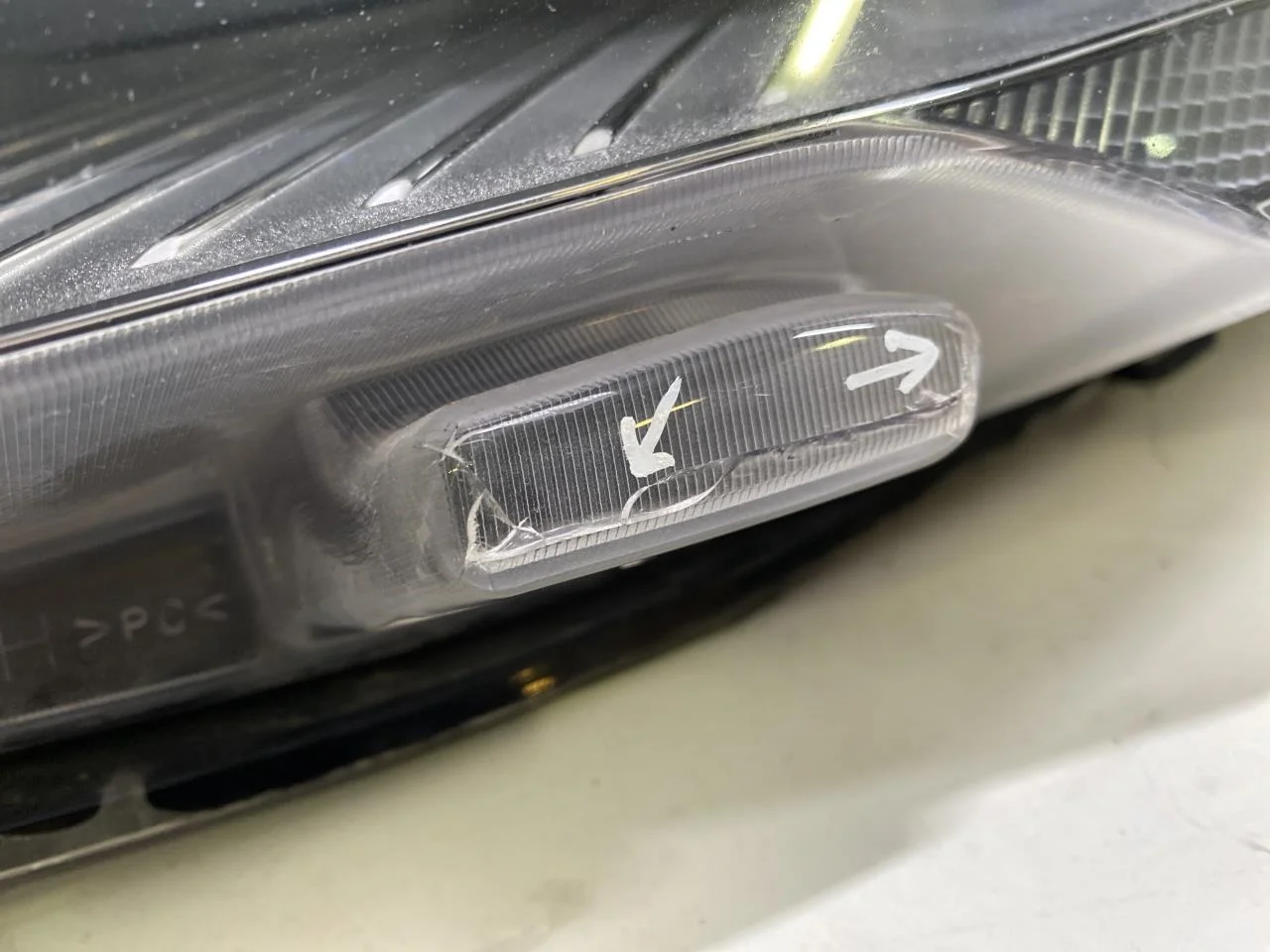 Tesla MODEL S 2013- Fényszóró, bal vedere 3