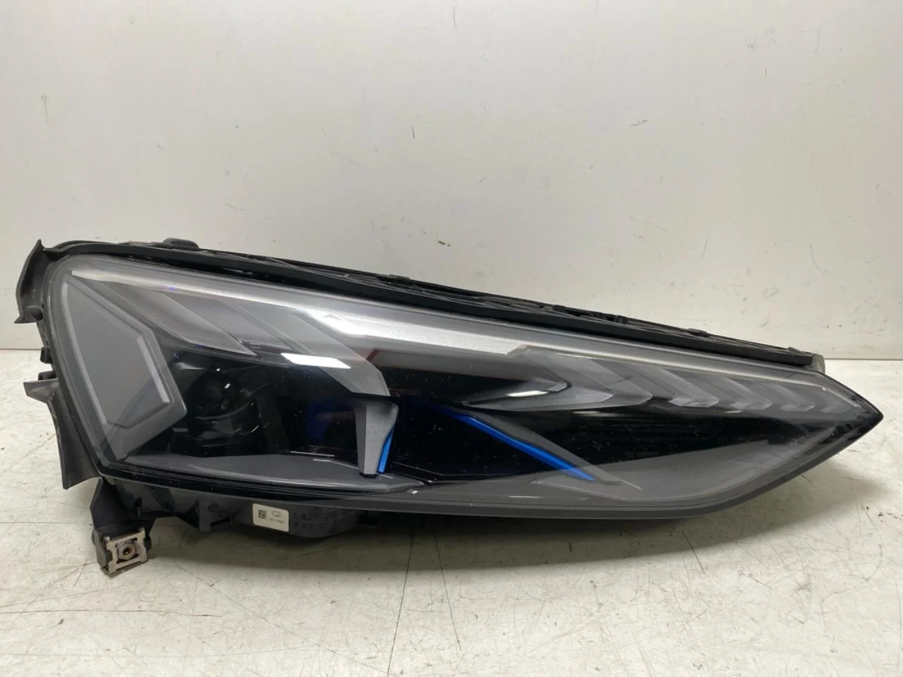 Audi E-TRON GT FW 2021- Fényszóró, jobb
