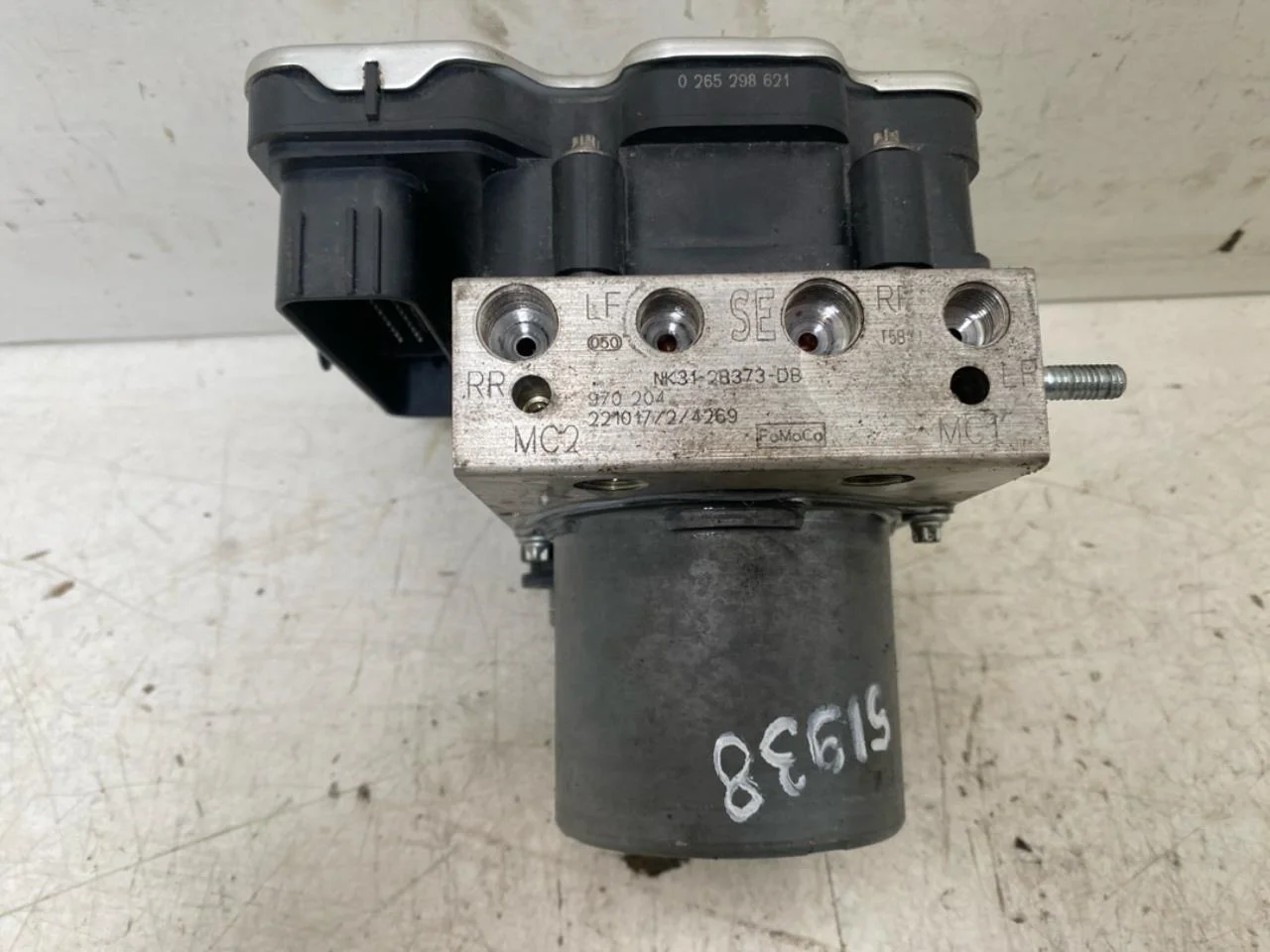 Ford E-TRANSIT 2022- ABS hydraulic unit view 2