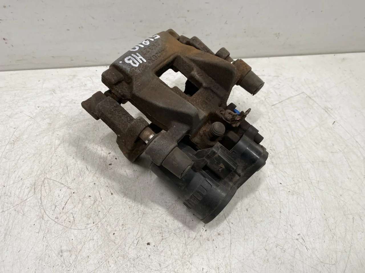 Jaguar I-PACE 2018- Rear right brake caliper view 3