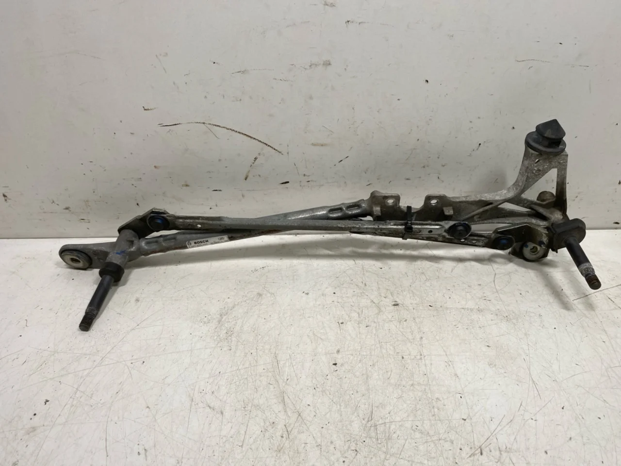 Jaguar I-PACE 2018- Windshield wiper linkage