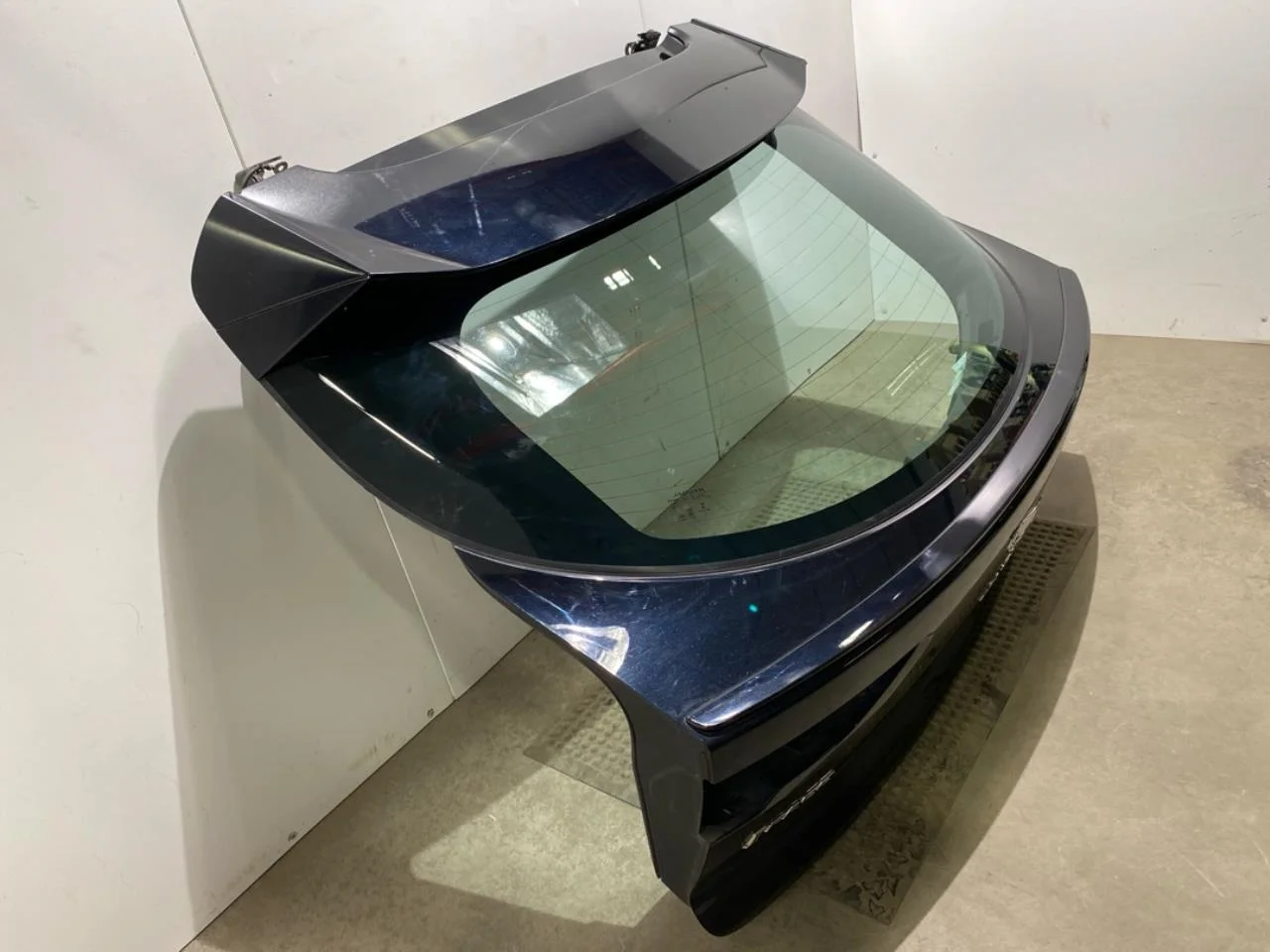 Jaguar I-PACE 2018- Hayon, break vedere 2