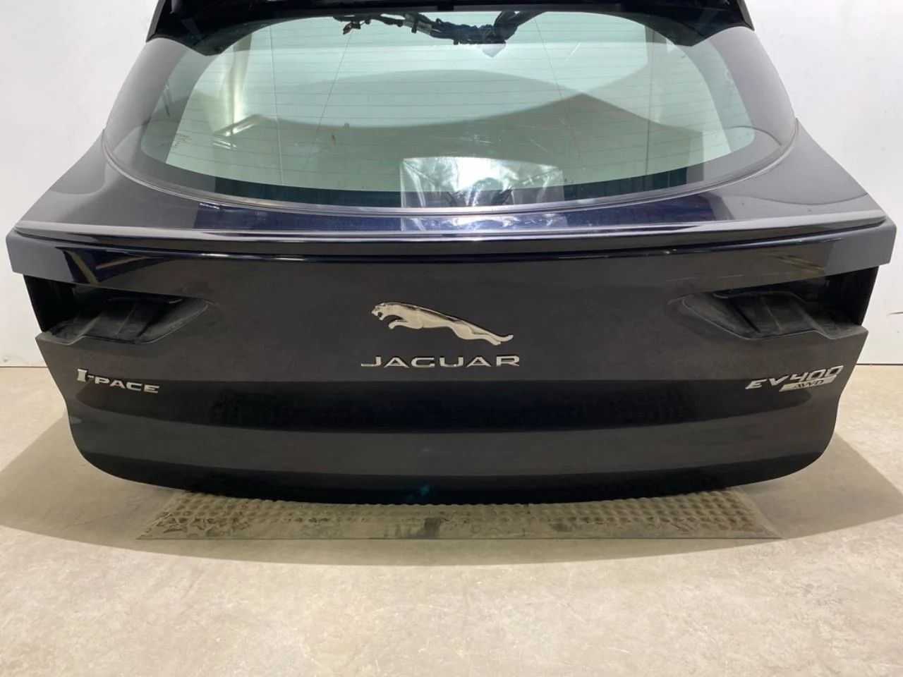 Jaguar I-PACE 2018- Hayon, break vedere 4