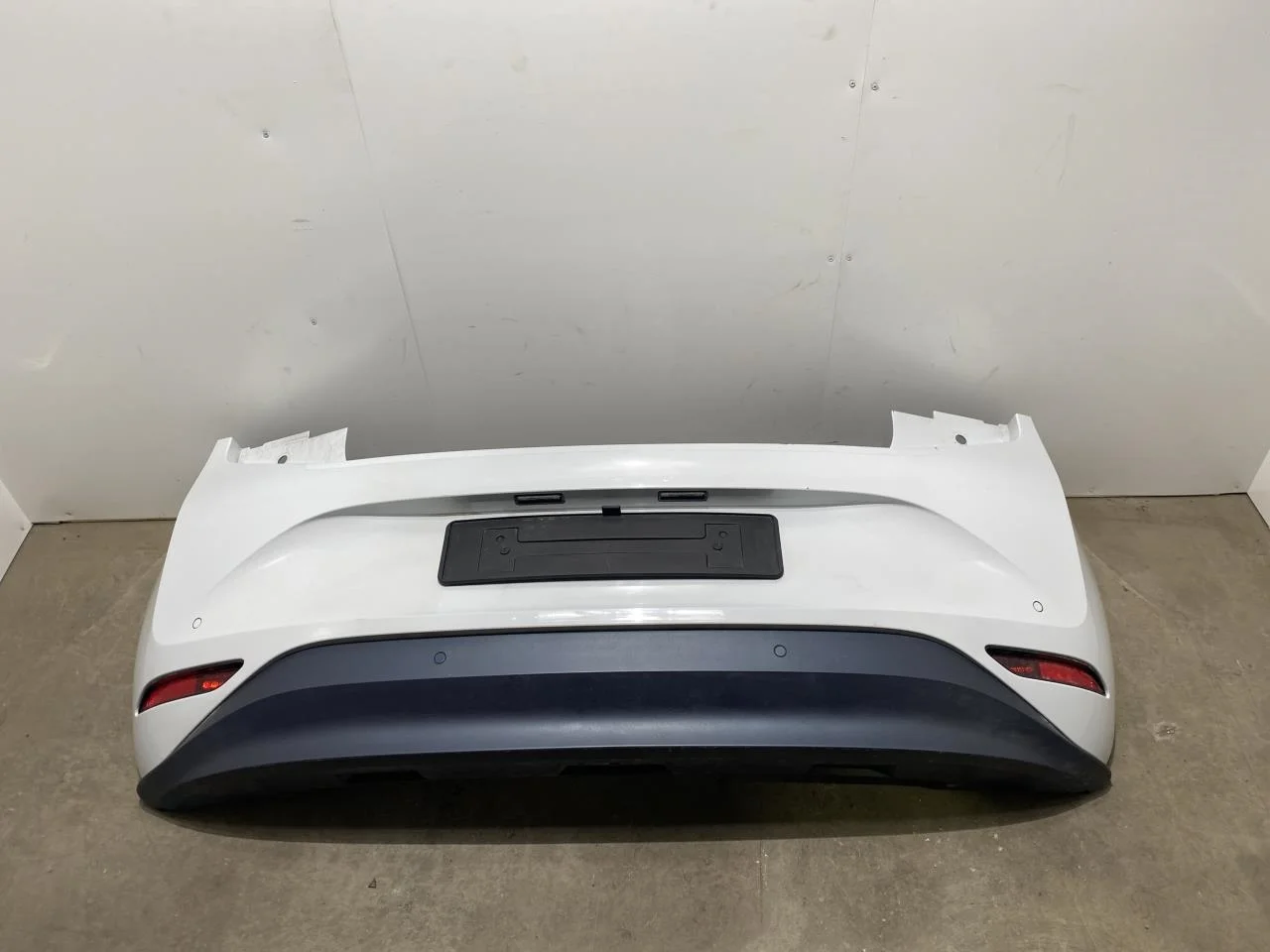 Volkswagen ID.3 2021- Lökhárító, hátsó