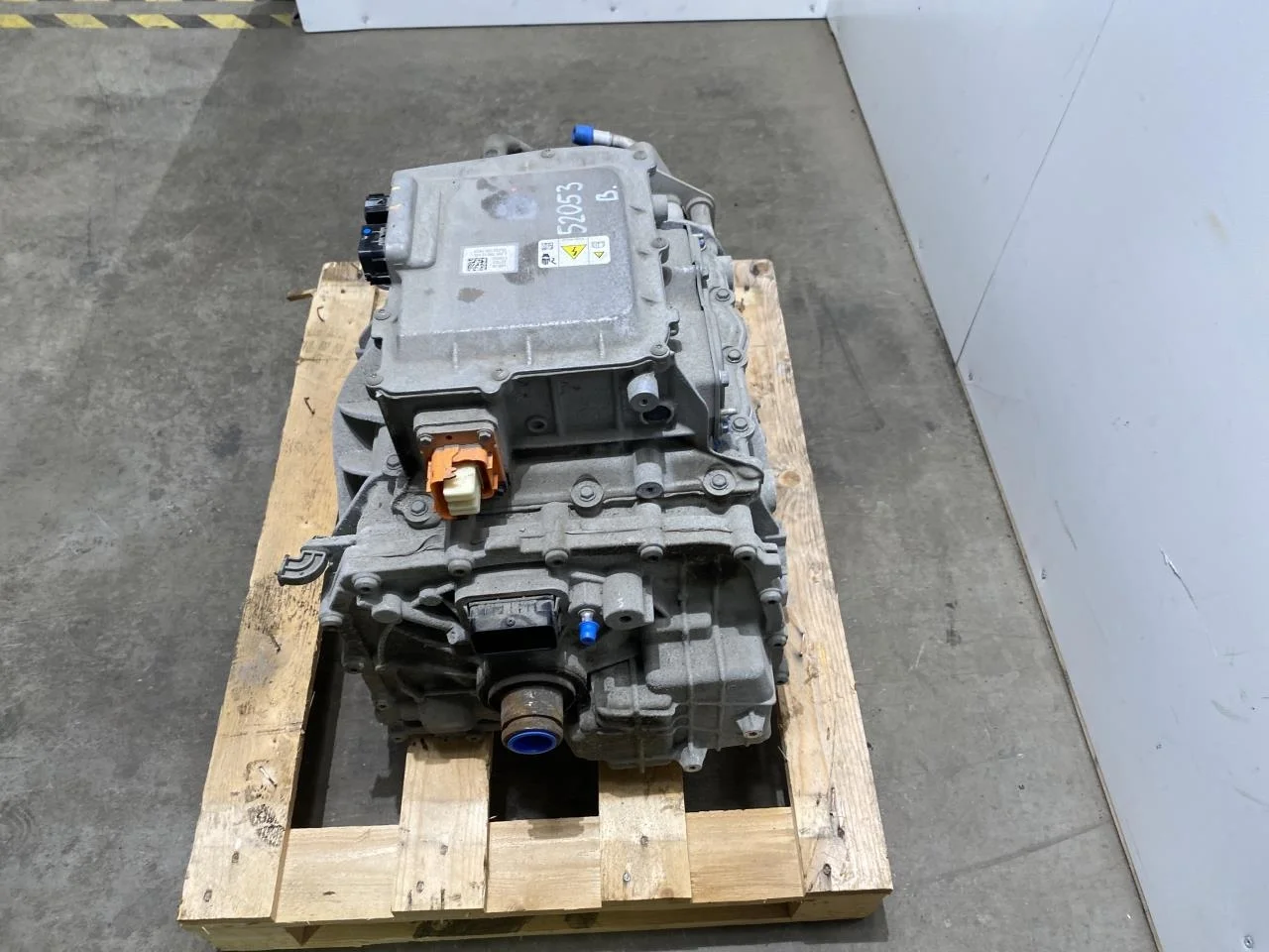 Ford MUSTANG MACH-E 2021- Elektromos motor, hátsó vedere 2