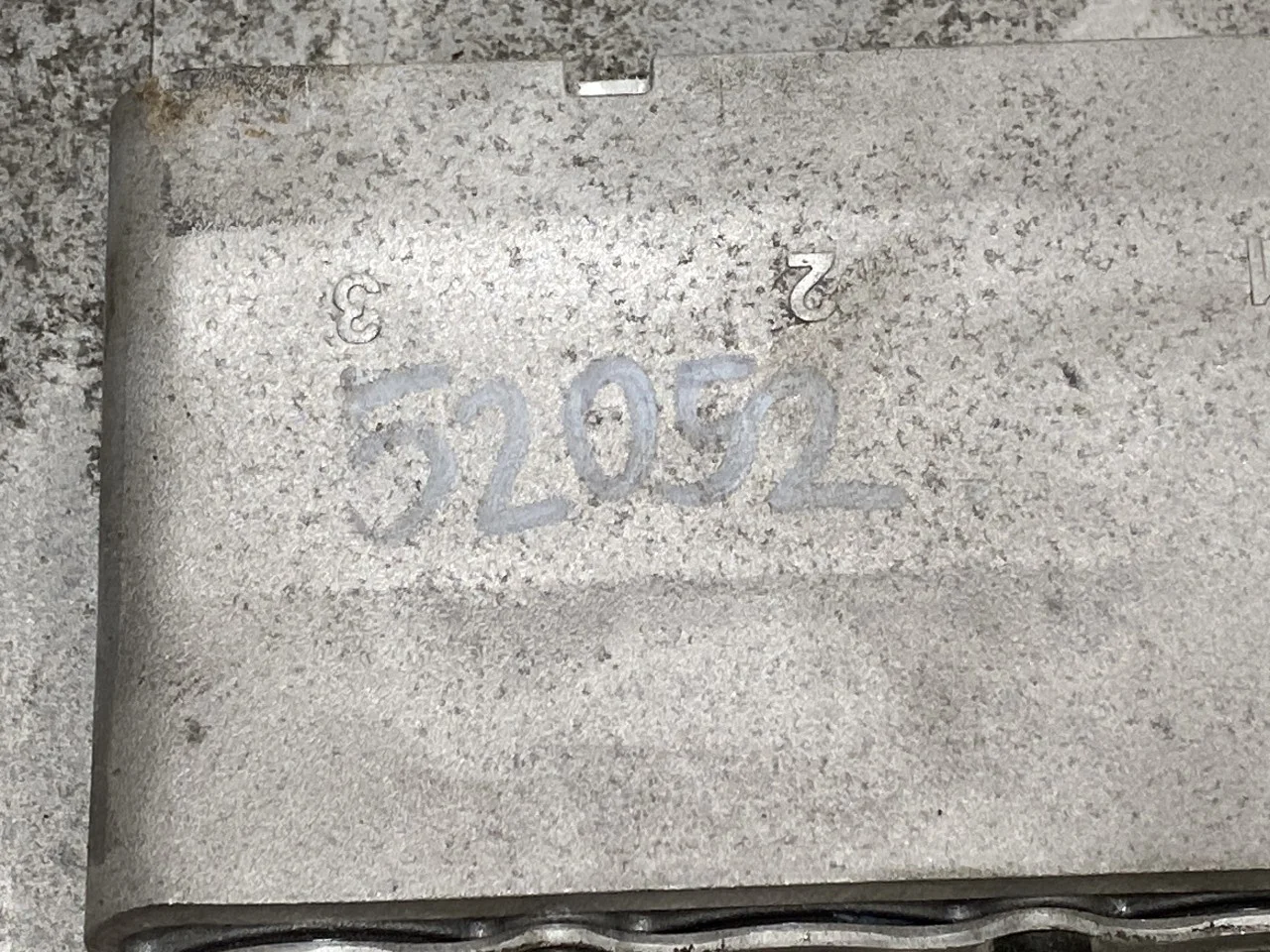Volvo XC40/RECHARGE 2018- Inverter, 12-220V vedere 2