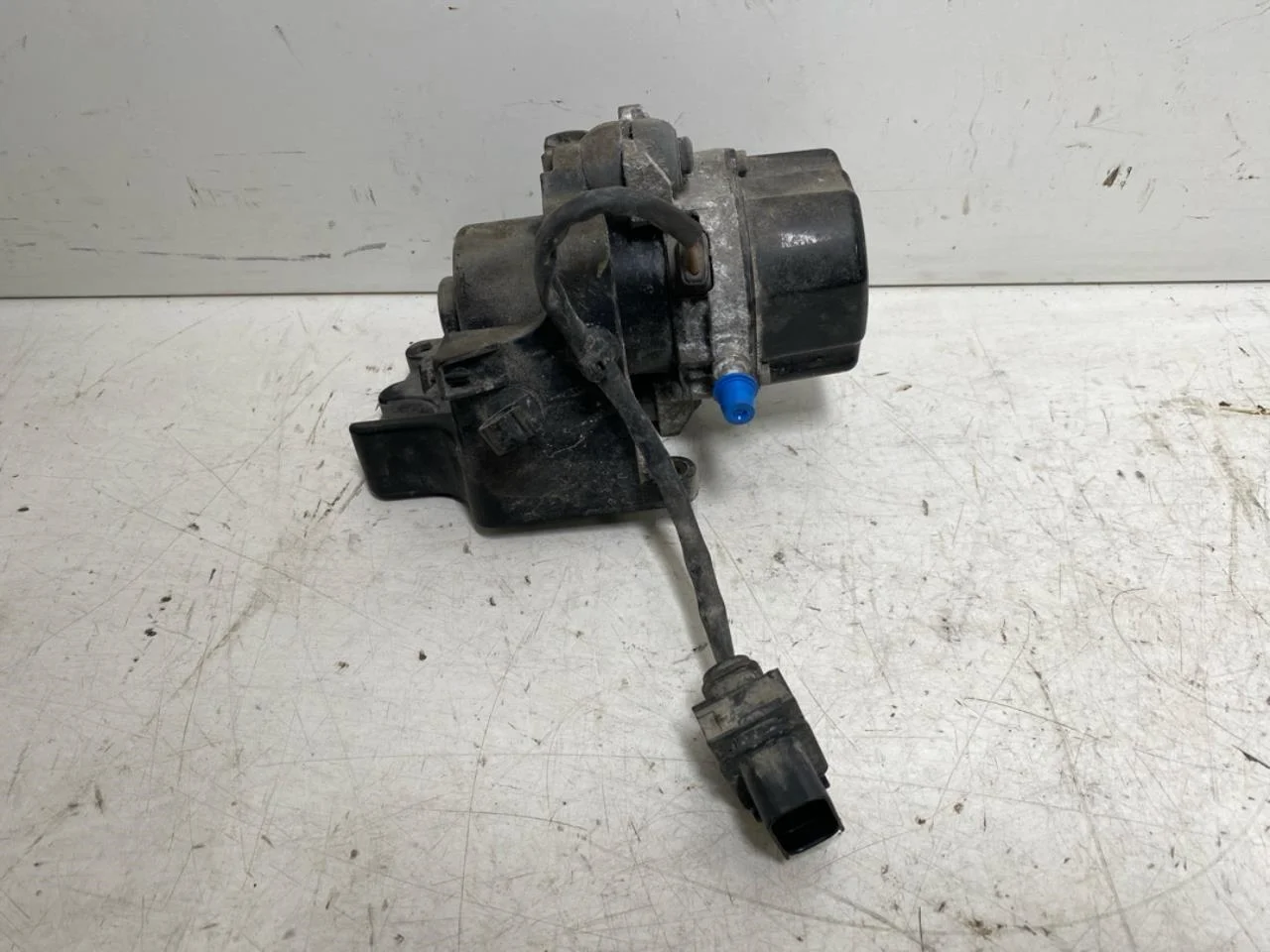 Mercedes V W447//W640/W448 2014- Pompă de vacuum