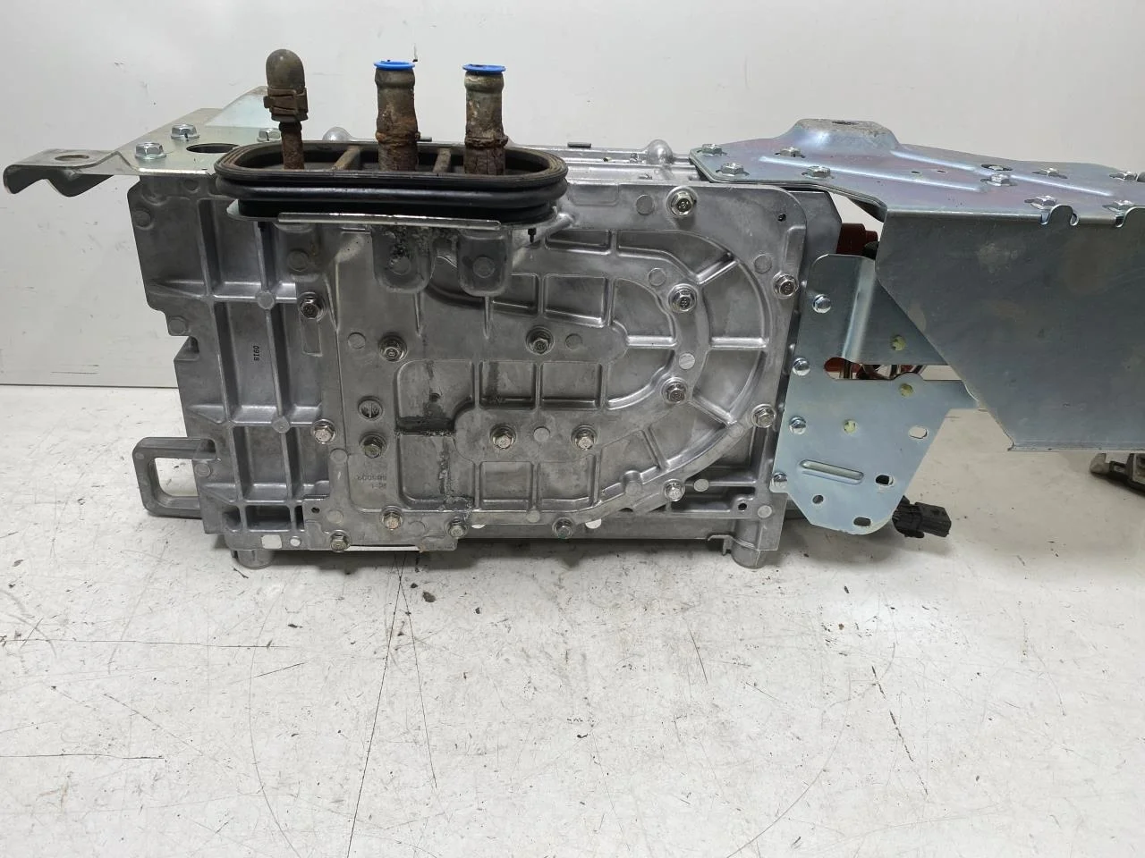 Nissan LEAF 2011-17 Încărcător baterie vedere 4