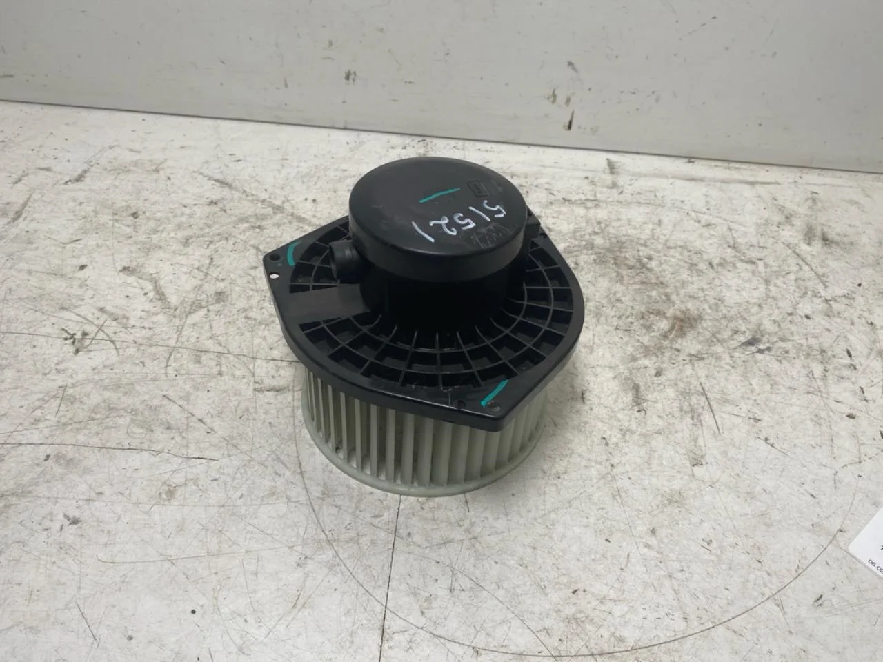 Maxus E-DELIVER9 2022- Fűtésventilátor motor view 3