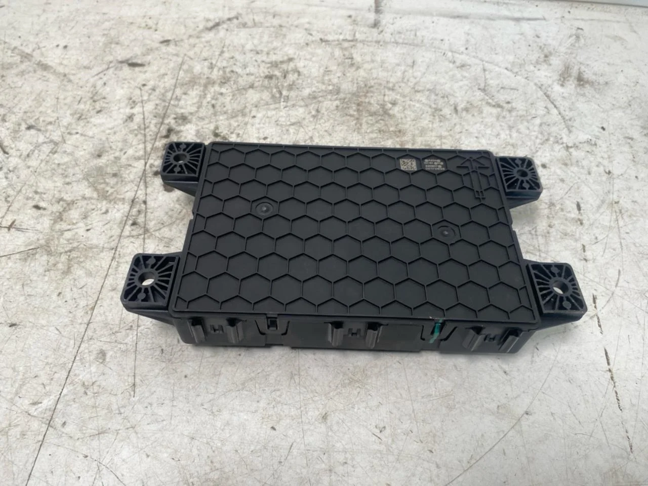 Maxus E-DELIVER9 2022- Climate control unit view 3