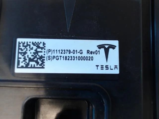 Tesla MODEL X 2016- Cutie de siguranțe / centru electric vedere 3