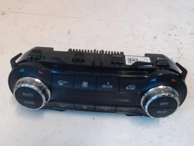 Mercedes B 180-200 W246/W242 2012-19 Fűtéskezelő egység