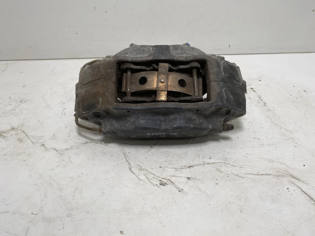 Tesla MODEL S 2013- Front right brake caliper