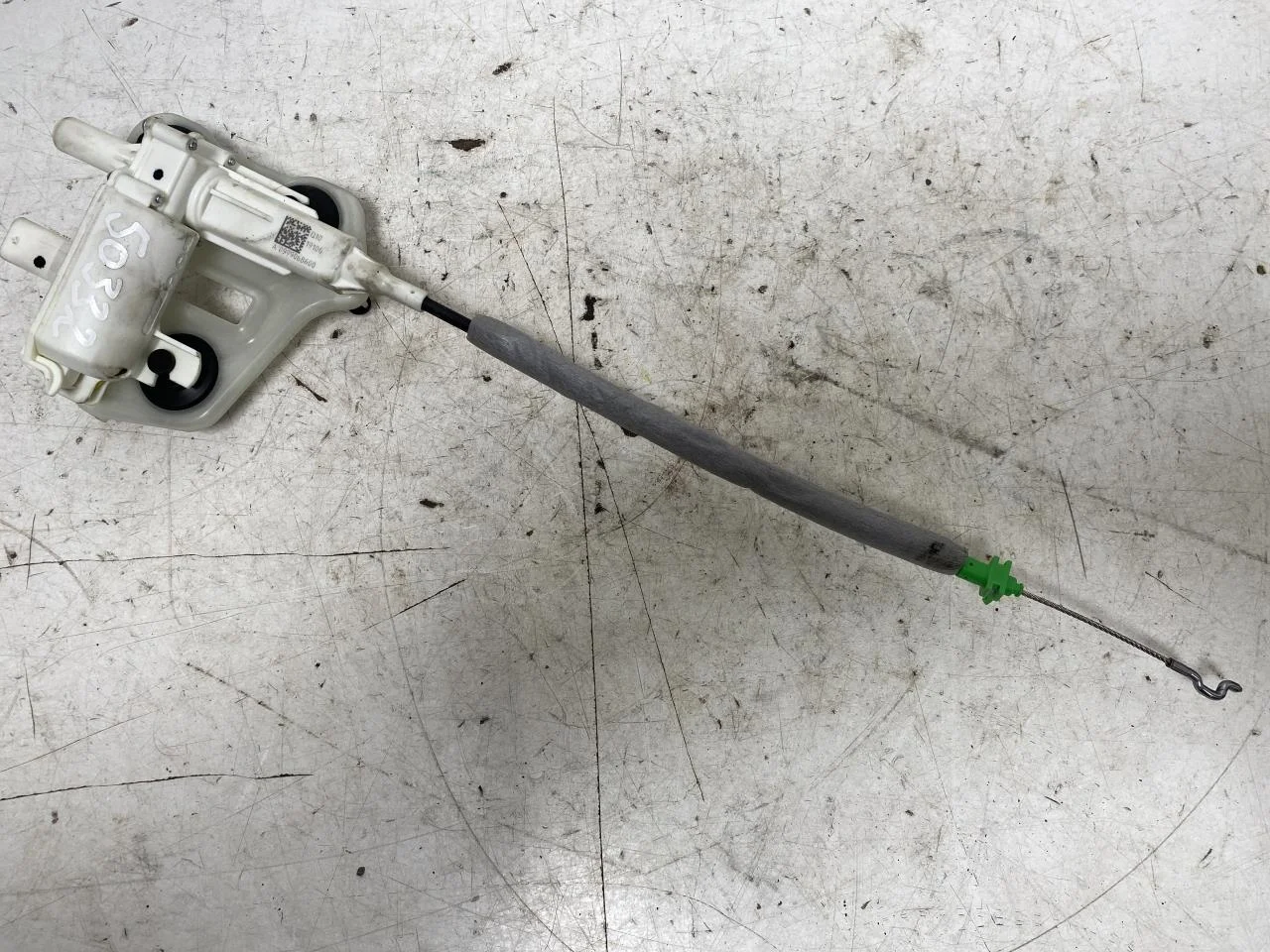 Mercedes EQC 2020- Central locking motor, tailgate