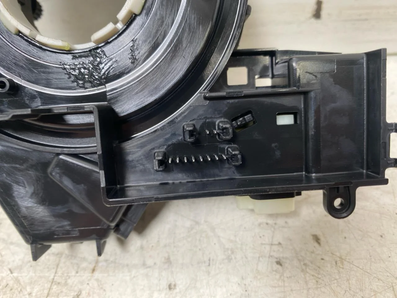 Ford E-TRANSIT 2022- Airbag clock spring view 4
