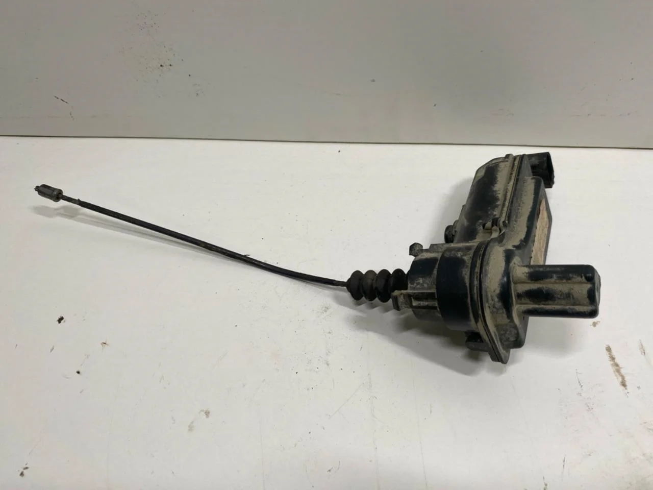 Volkswagen ID.4 2021- Parking brake motor unit