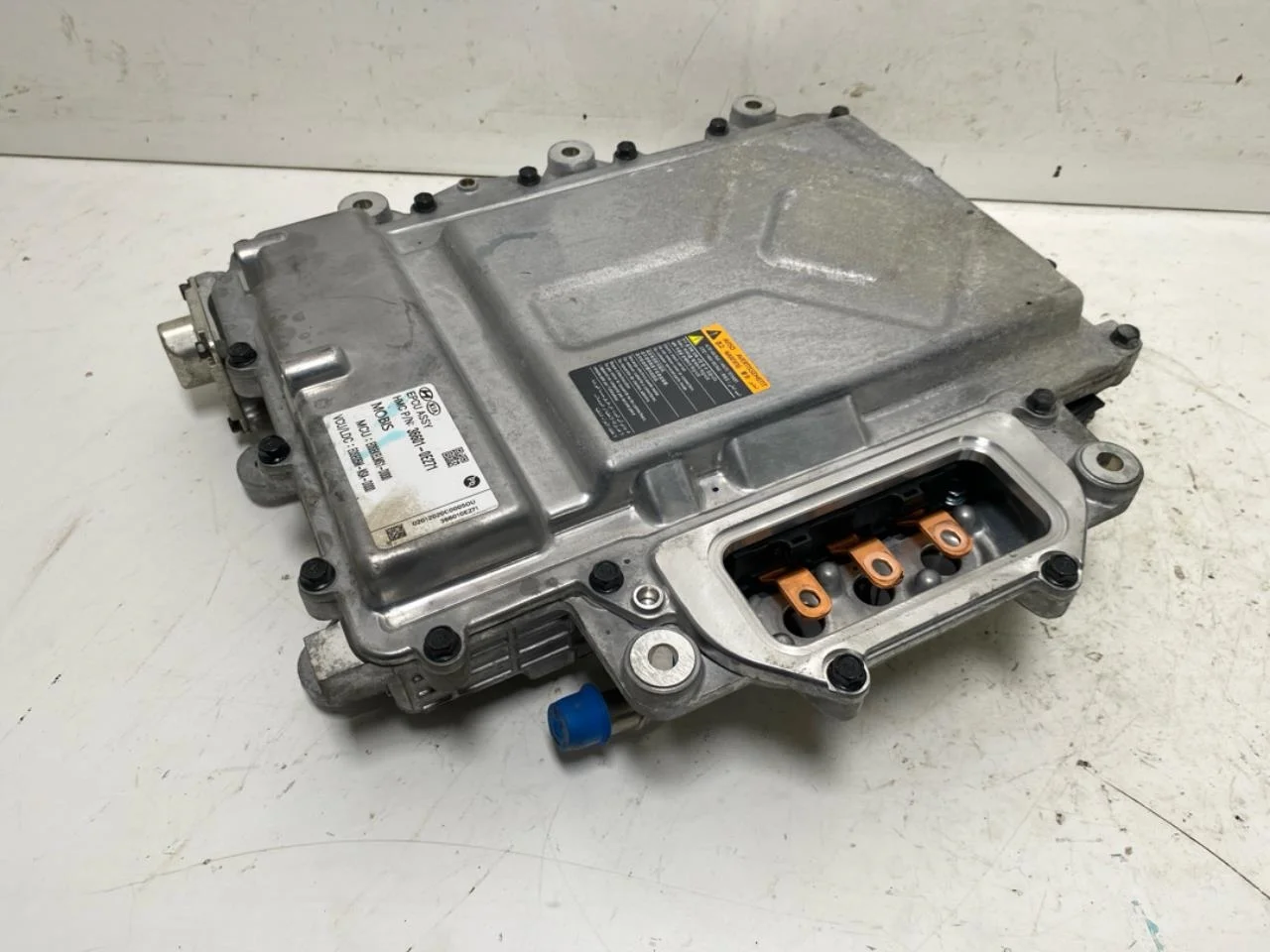 Hyundai KONA / ELECTRIC 2018-23 Battery charger